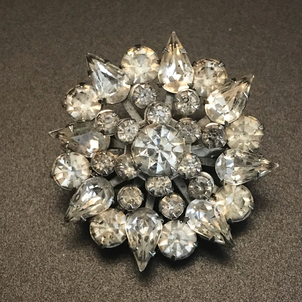 Vintage Cluster rounded Brooch